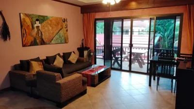 Appartement avec vue sur le jardin — Sai Rougn apartment